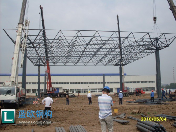 武汉钢结构网架公司