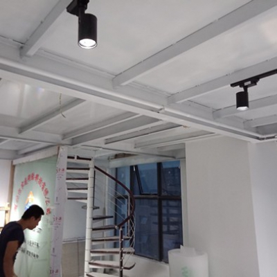 武汉市古田二路嬉空间钢结构隔层